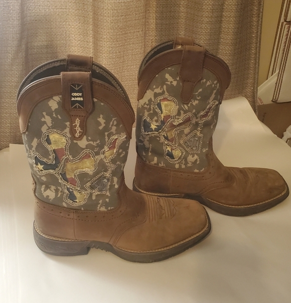 Cody James Other - Cody James Brown and Gray Western Boots Camo. Sz 8.5 D . flag